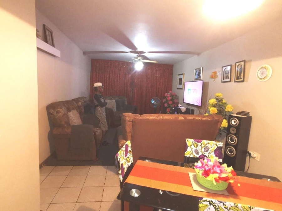 2 Bedroom Property for Sale in Townsend Estate Western Cape